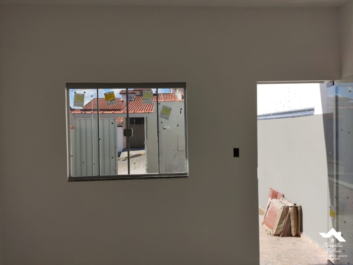 Casa à venda com 2 quartos, 50m² - Foto 8